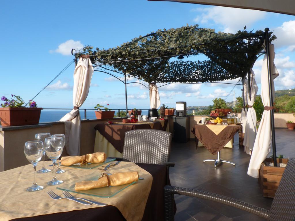Hotel Cannamele Resort Parghelia Exteriör bild